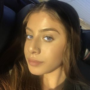 Meet your Posher, Jasmin